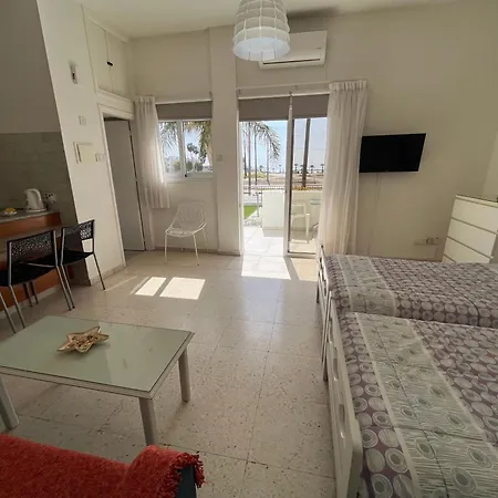 Apartment Themis Larnaca