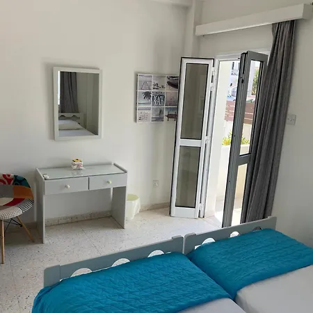 Themis Apartment *